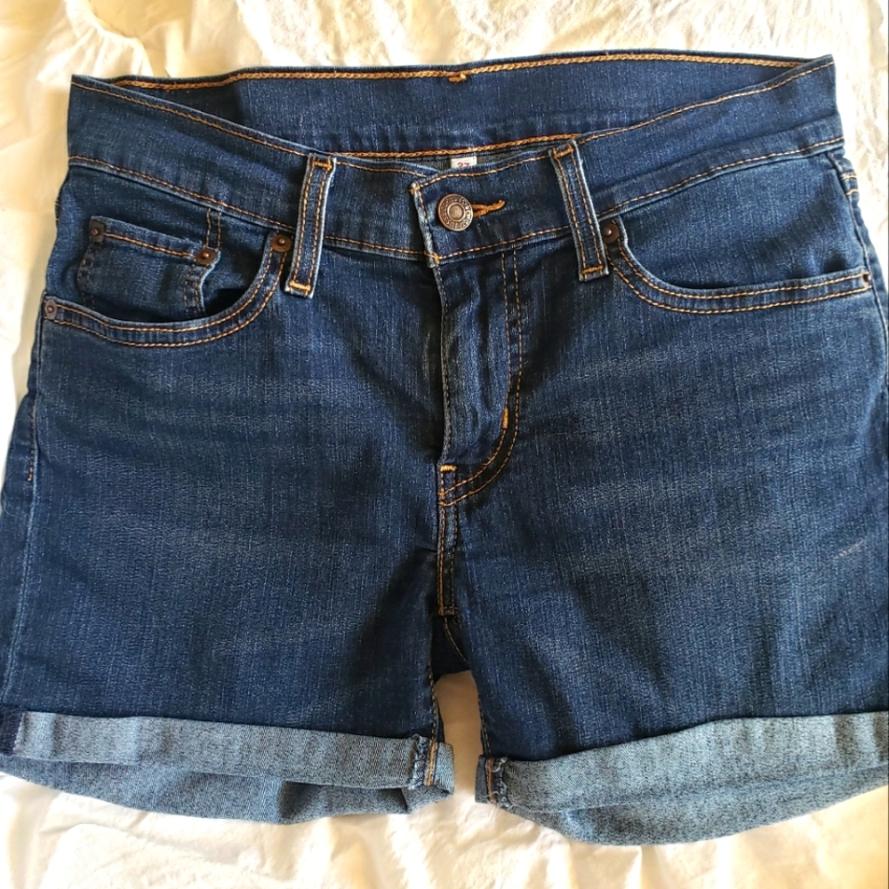 Levi's Mid Rise Shorts
